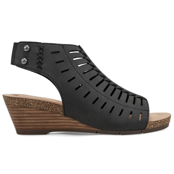 Size 8W Brand New! Hana Round Toe Laser Cut Dress • Black Wedges - Picture 4 of 13